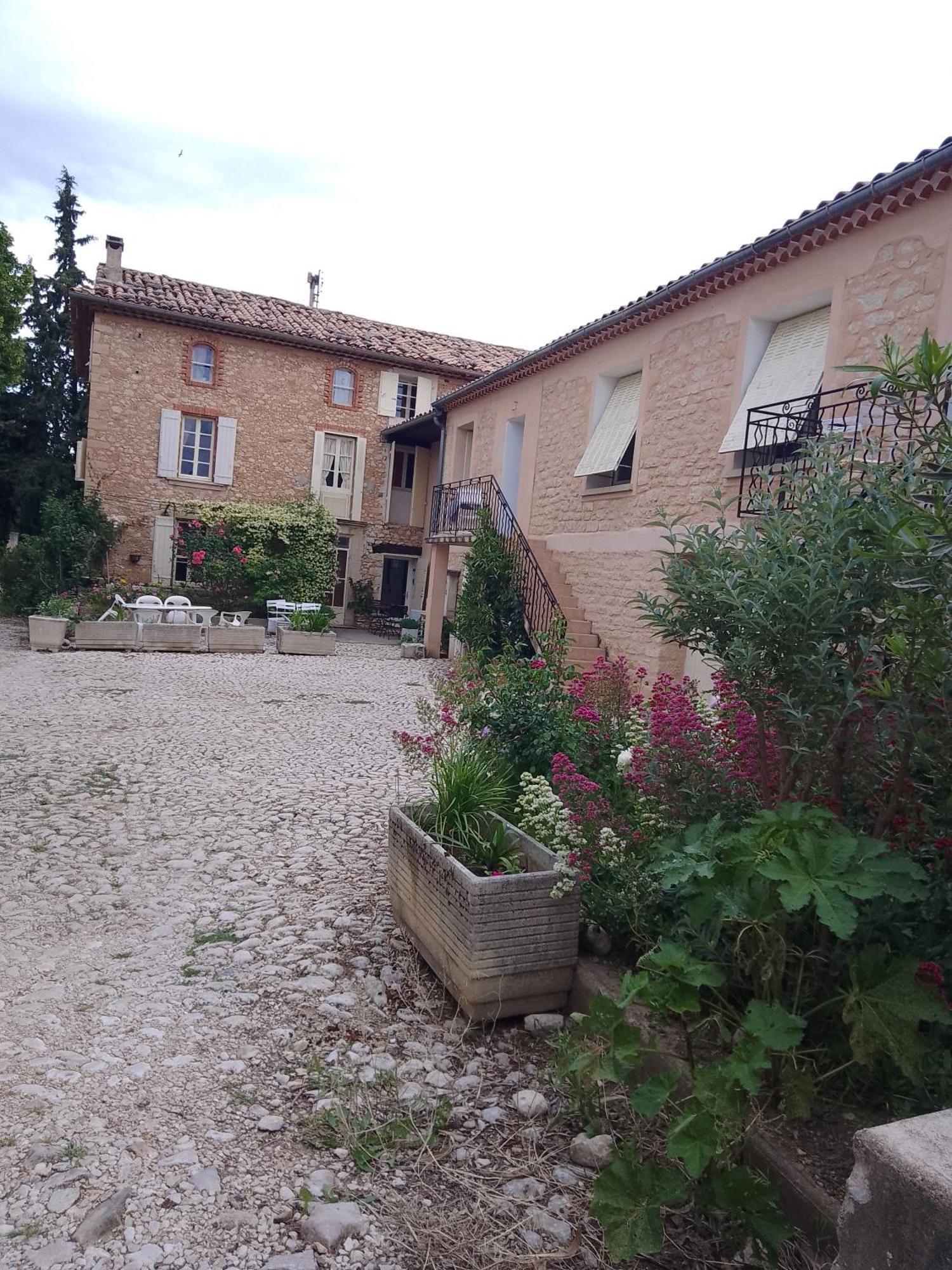 Les Gites Du Mont Ventoux Bédoin Exterior foto
