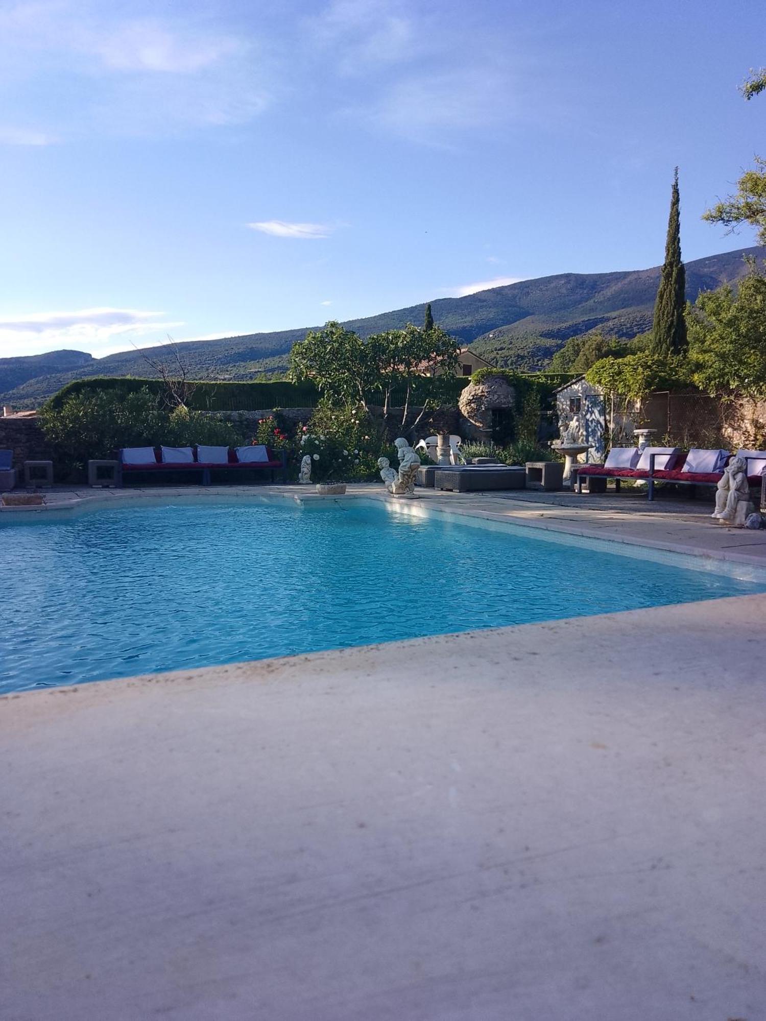 Les Gites Du Mont Ventoux Bédoin Exterior foto