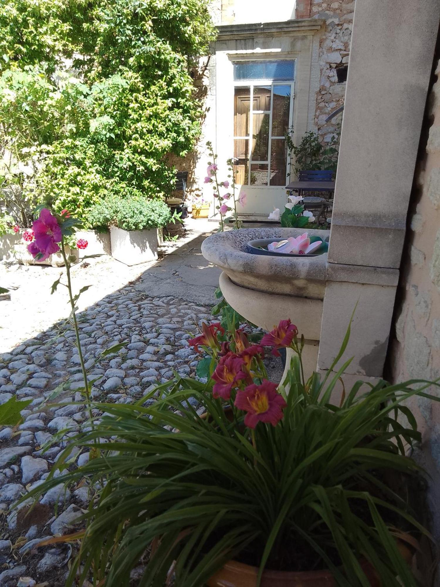 Les Gites Du Mont Ventoux Bédoin Exterior foto